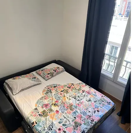 Jolie Apartman *